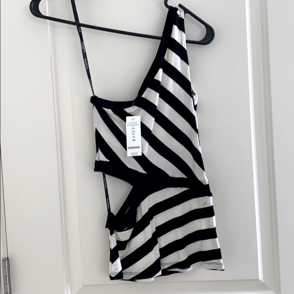 Bebe one shoulder stipe tank Size XS